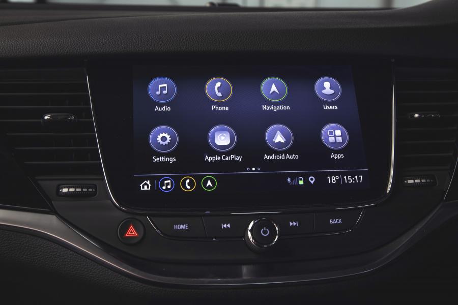 Детали интерьера Vauxhall Astra 2019 года  (фото 39 из 40)
